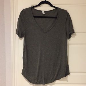 BP v-neck olive tee, S. Frayed neckline. U hem.